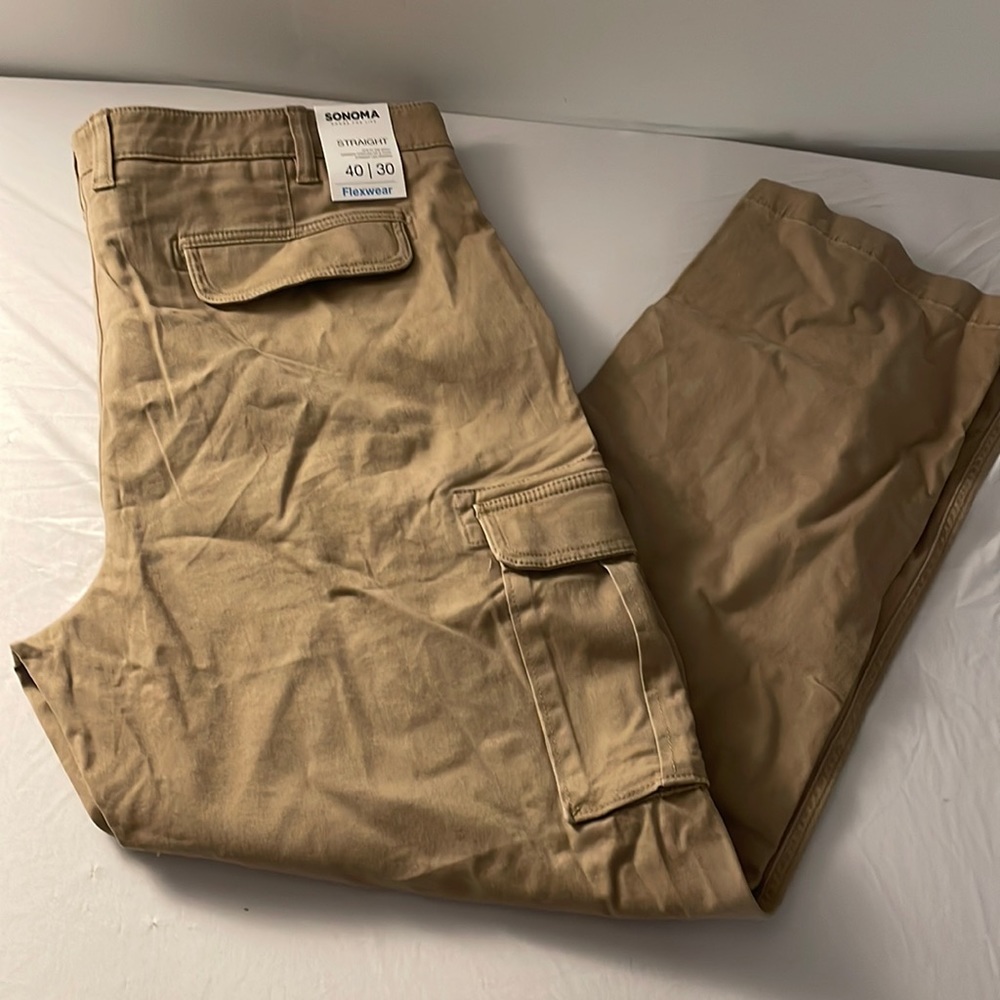 Khaki Sonoma Pants NWT Size 40 x 30